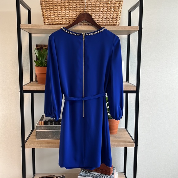 NWT Tahari Daisy, Chain Neck Belted Dress, 2 - Picture 5 of 8